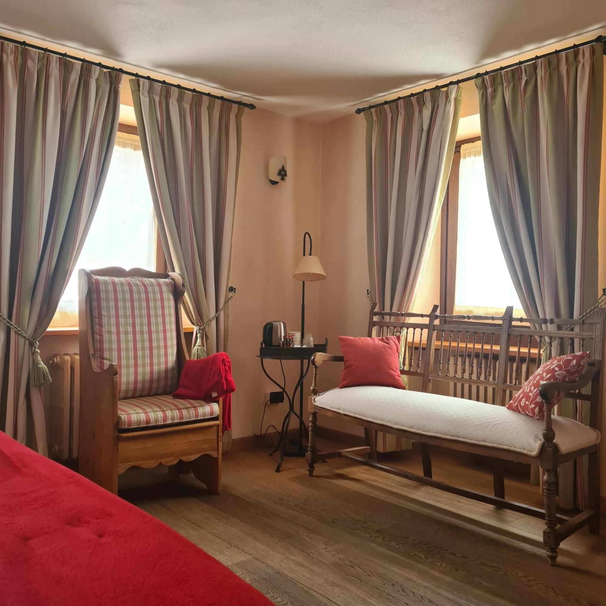 Hotel Dente Del Gigante Курмайор Екстериор снимка