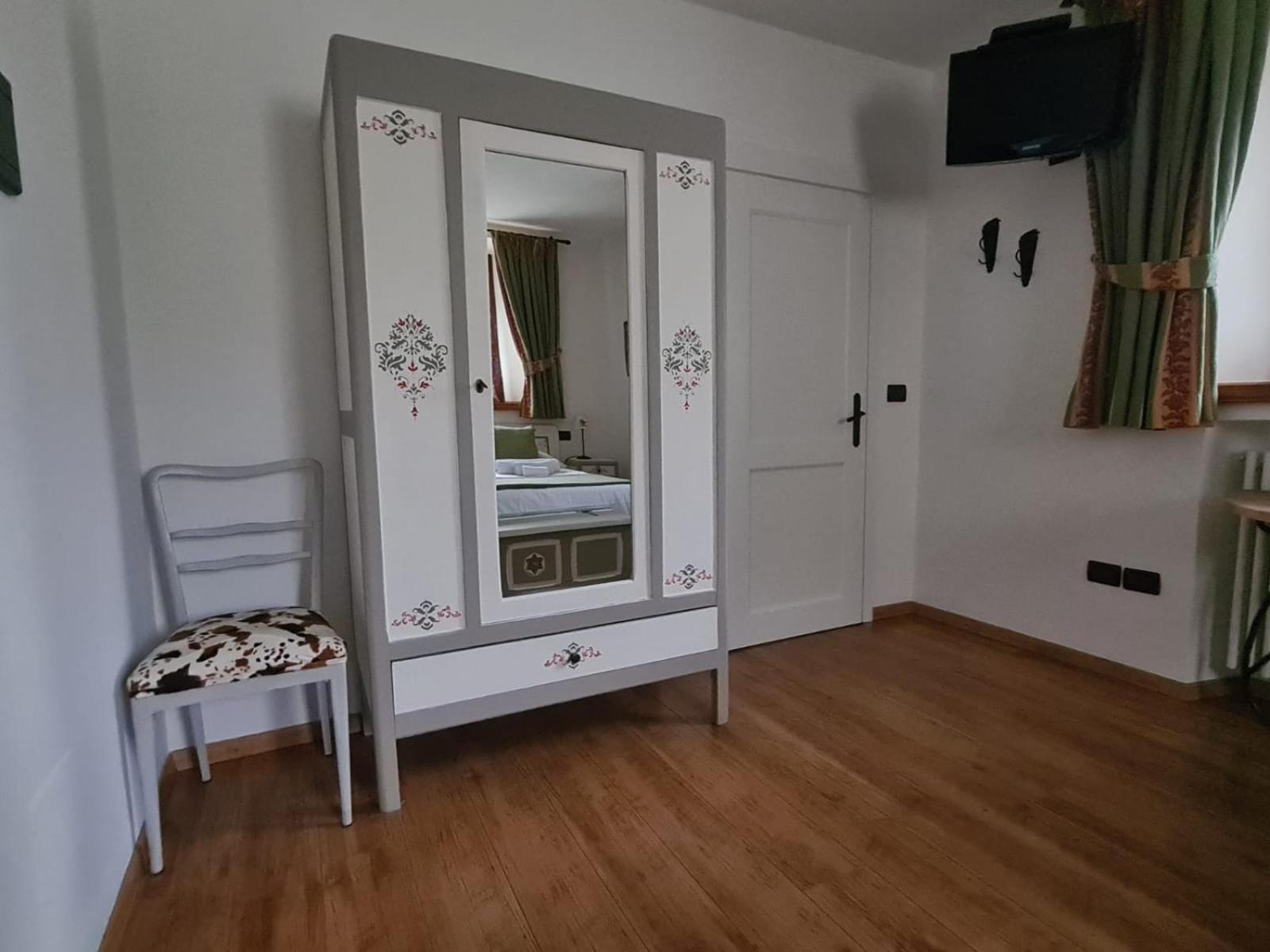 Hotel Dente Del Gigante Курмайор Екстериор снимка
